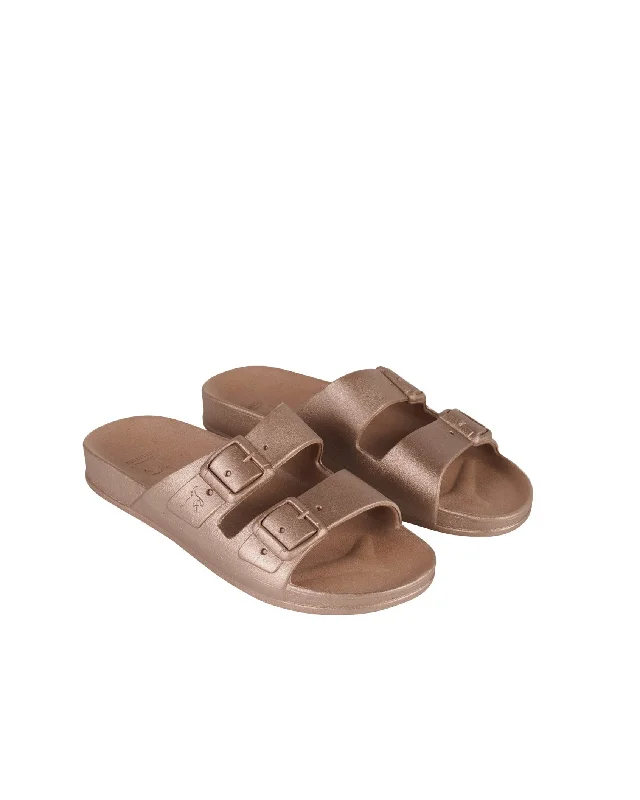 Sandals with subtle heelsCacatoes Baleia Copper Sandals