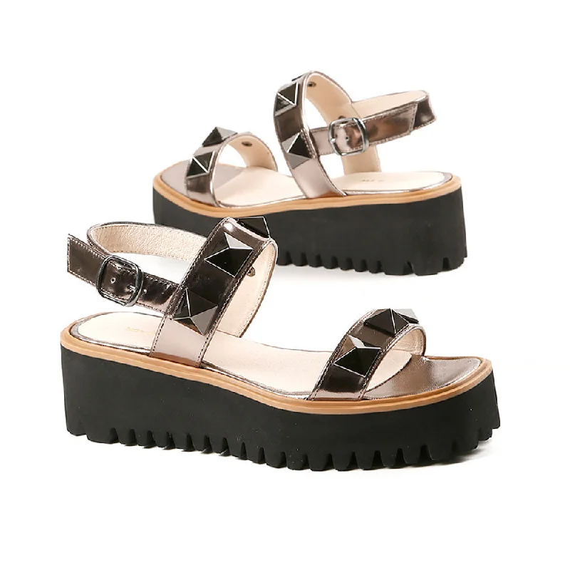 Sandals for teenagersPyramid Stud Flatform Sandal