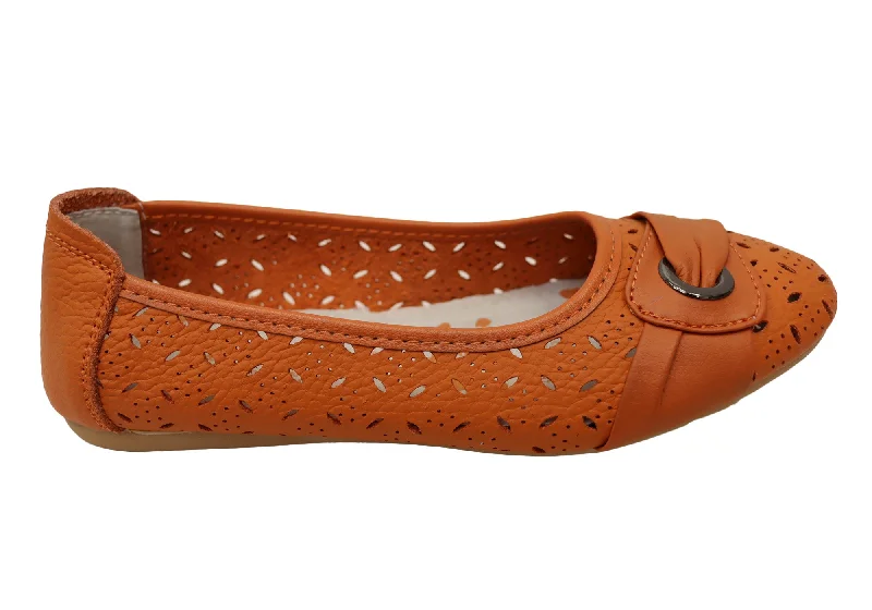 Flats with bold patternsBellissimo Adele 2 Womens Soft Leather Comfortable Flats