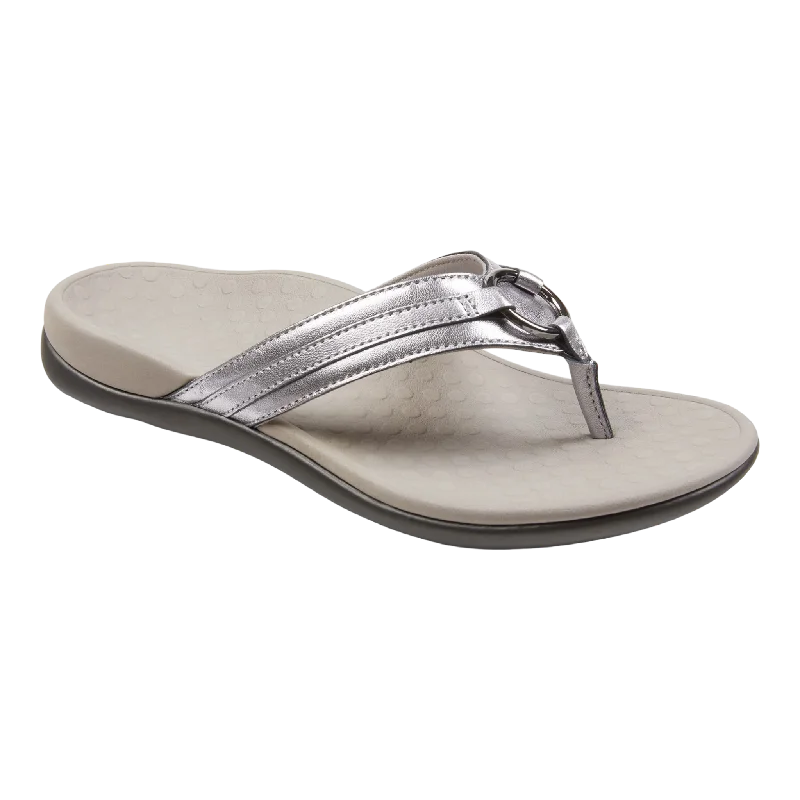 Sandals with classic designTide Aloe Toe Post Sandal