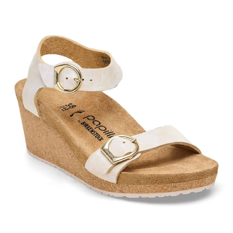 Sandals with stylish trendsWomen's Soley Nubuck Leather Sandal In Metallic Silver