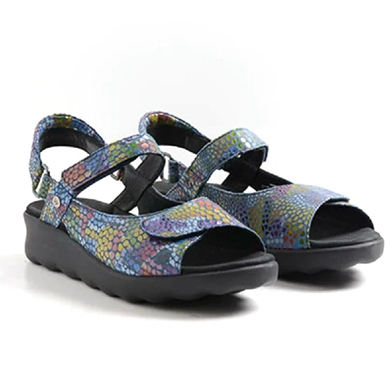 Sandals with modern trendsPichu Sandal - 881 Jeans