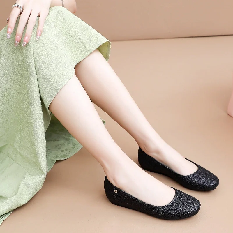 Flats with modern patterns"Sparkle in Black Slip-On Ballerina Flats" (122.005)