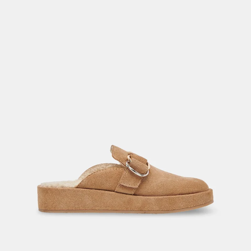 Flats with bold trendsASTOR PLUSH FLATS DESERT SUEDE - re:vita