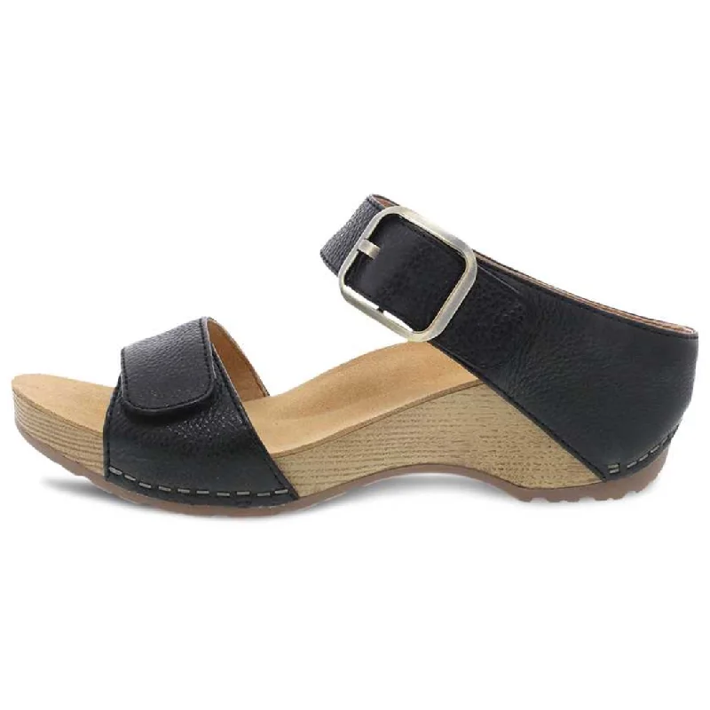 Sandals with soft comfortDansko Tanya Sandal