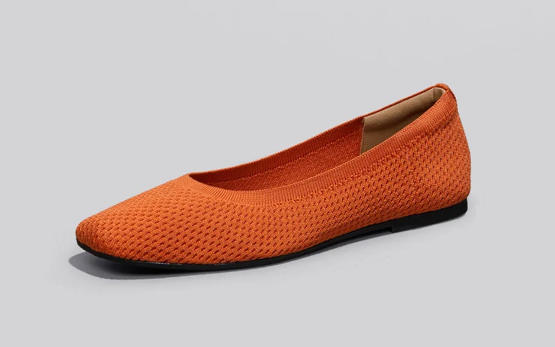 Flats for urban trendsPlush Square Flats : Apricot